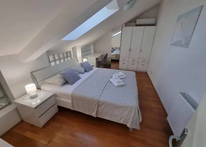 Apollo Makarska Premium Apartman