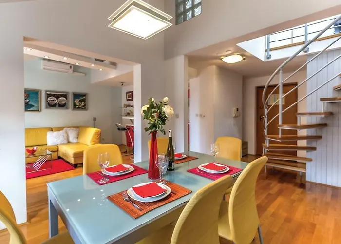 Apollo Makarska Premium Apartman