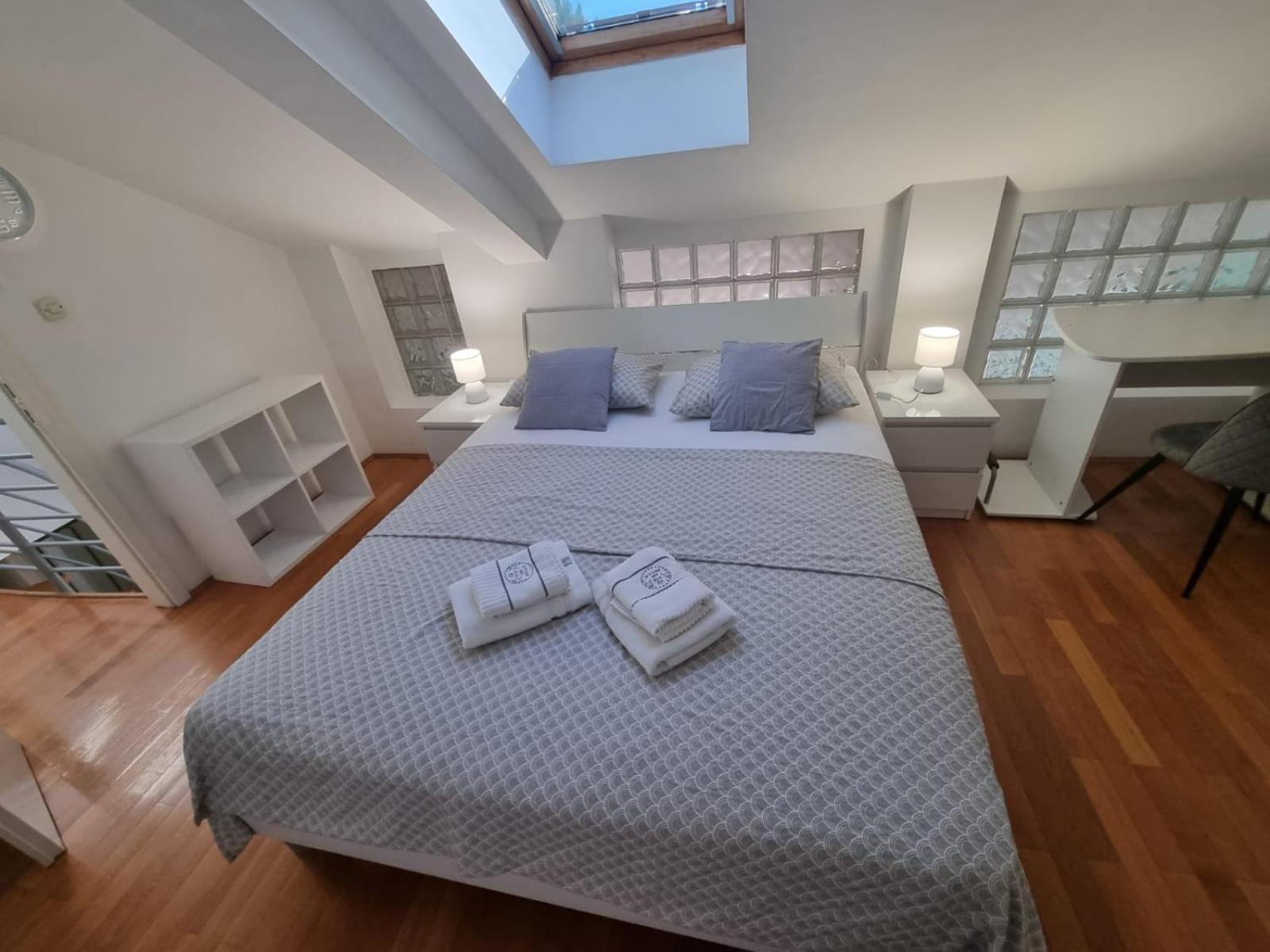 Apollo Premium Apartment