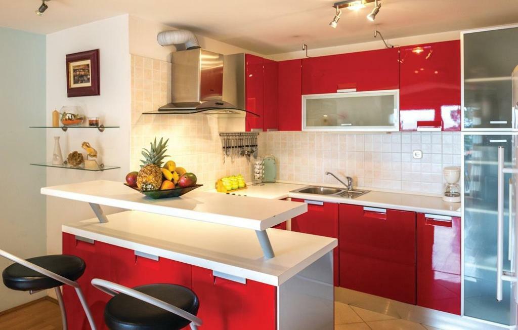 Apollo Premium Makarska